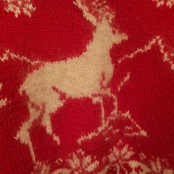 Vintage Christmas Sweater - Picture 1 of 7